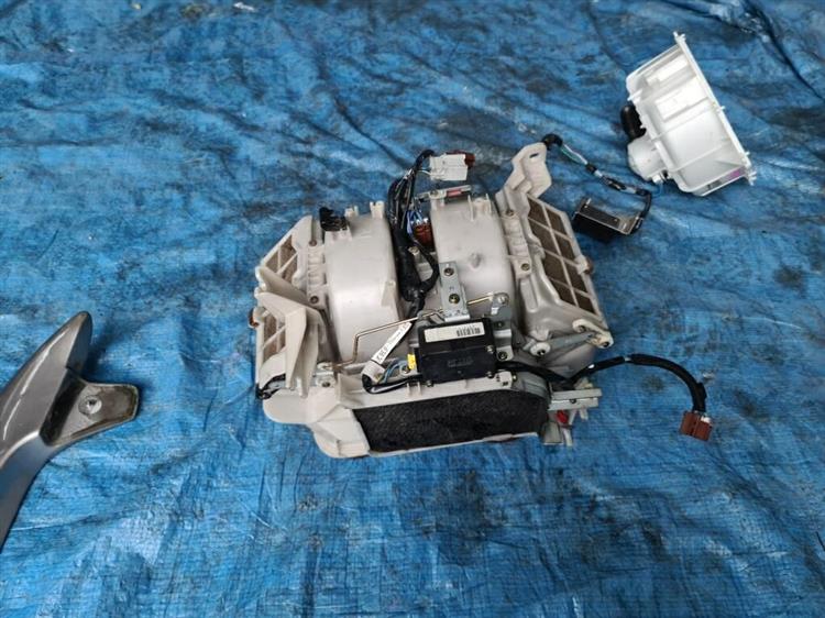 Мотор печки Хонда Легенд в Черкесске 206136